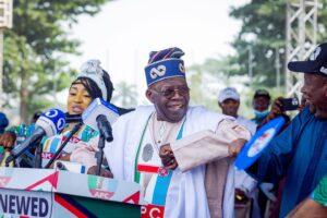 Tinubu sues for peace with other contestants