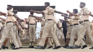 Nigeria Immigration Promotes 7,000 Officers, Redeploys 12 Comptrollers