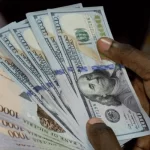 Naira depreciates by 6.8% to N1,658