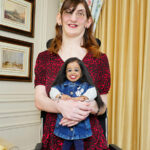 World’s tallest woman meets world’s shortest woman in London 